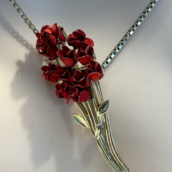 Vintage Avon David Mons 1997 Roses Bouquet Brooch Pin - Picture 3 of 14